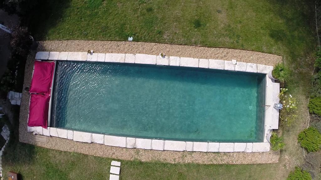 La Fontaine Des Noyers Villa Saint-Saturnin-d'Apt Ruang foto